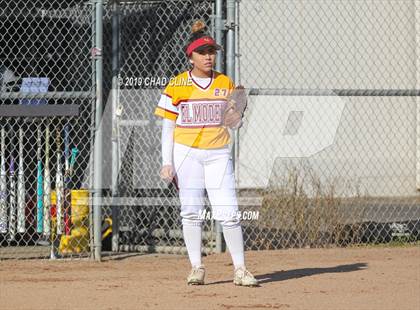 Thumbnail 2 in El Modena @ Villa Park photogallery.