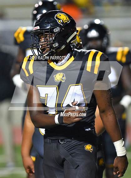 Thumbnail 2 in Alief Hastings vs. Strake Jesuit photogallery.