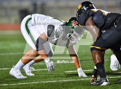 Thumbnail 2 in Alief Hastings vs. Strake Jesuit photogallery.