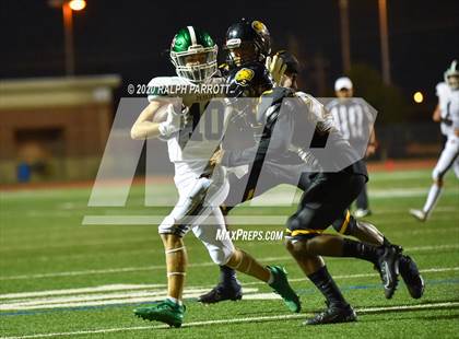Thumbnail 2 in Alief Hastings vs. Strake Jesuit photogallery.