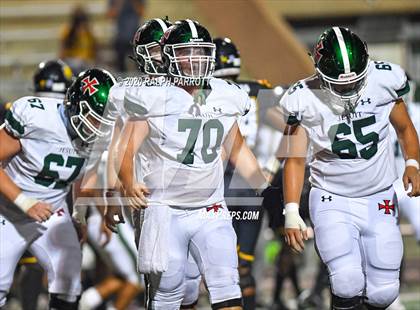 Thumbnail 1 in Alief Hastings vs. Strake Jesuit photogallery.