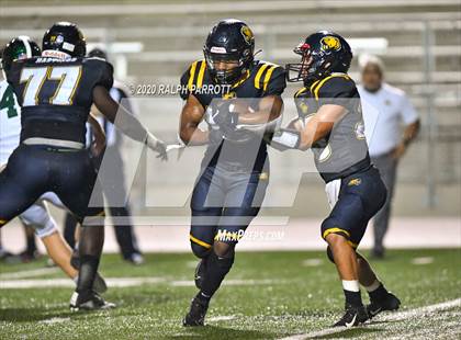 Thumbnail 1 in Alief Hastings vs. Strake Jesuit photogallery.