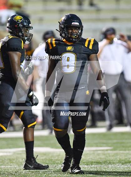 Thumbnail 2 in Alief Hastings vs. Strake Jesuit photogallery.