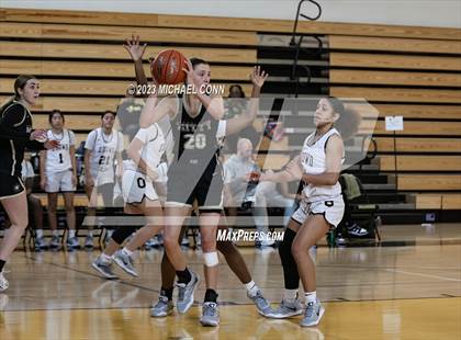 Thumbnail 2 in Archbishop Mitty @ Bishop O'Dowd (MLK Showcase) photogallery.