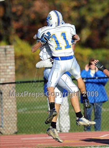 Thumbnail 3 in West Islip @ East Islip photogallery.