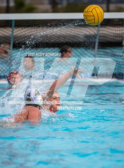 Thumbnail 3 in Mar Vista vs. Valhalla photogallery.