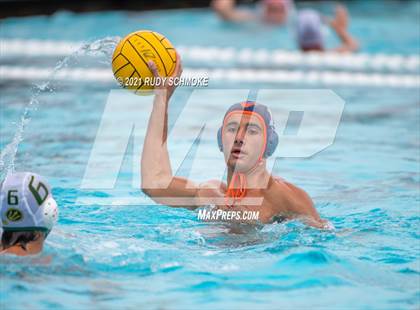 Thumbnail 1 in Mar Vista vs. Valhalla photogallery.