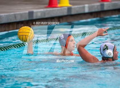 Thumbnail 2 in Mar Vista vs. Valhalla photogallery.