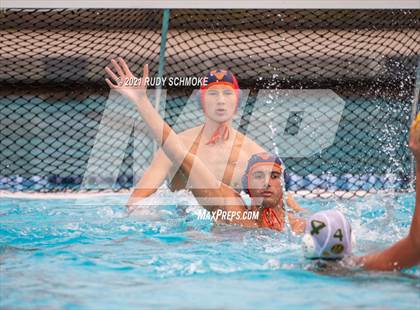 Thumbnail 3 in Mar Vista vs. Valhalla photogallery.
