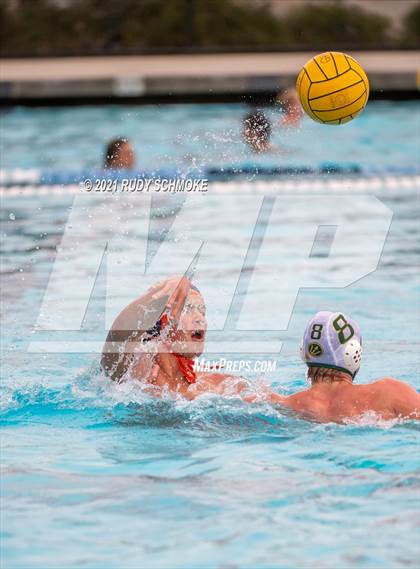 Thumbnail 2 in Mar Vista vs. Valhalla photogallery.