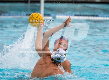 Thumbnail 1 in Mar Vista vs. Valhalla photogallery.