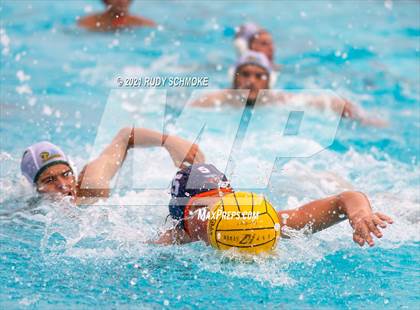 Thumbnail 1 in Mar Vista vs. Valhalla photogallery.