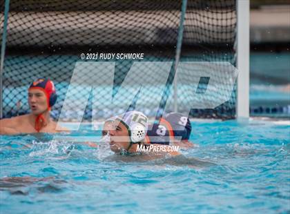 Thumbnail 3 in Mar Vista vs. Valhalla photogallery.