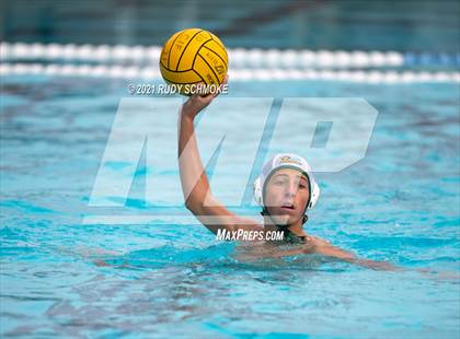Thumbnail 2 in Mar Vista vs. Valhalla photogallery.