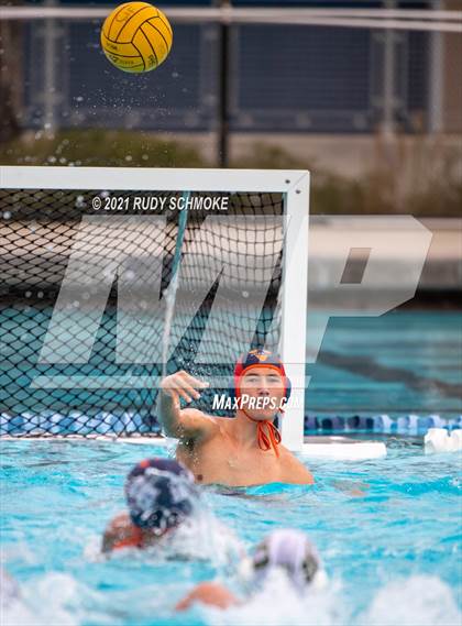 Thumbnail 2 in Mar Vista vs. Valhalla photogallery.