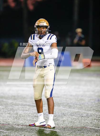 Thumbnail 1 in Mater Dei Catholic @ Carlsbad photogallery.