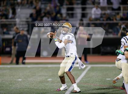 Thumbnail 3 in Mater Dei Catholic @ Carlsbad photogallery.