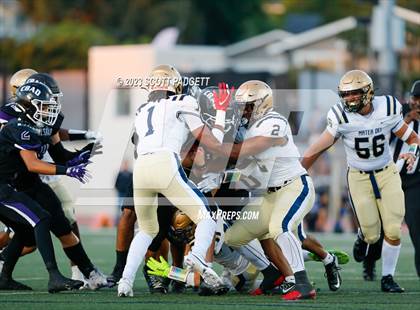 Thumbnail 3 in Mater Dei Catholic @ Carlsbad photogallery.
