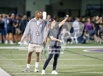 Thumbnail 1 in Mater Dei Catholic @ Carlsbad photogallery.
