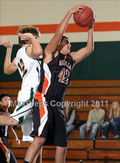 Thumbnail 2 in Roseville vs. Mesa Verde (Mesa Verde Tournament) photogallery.