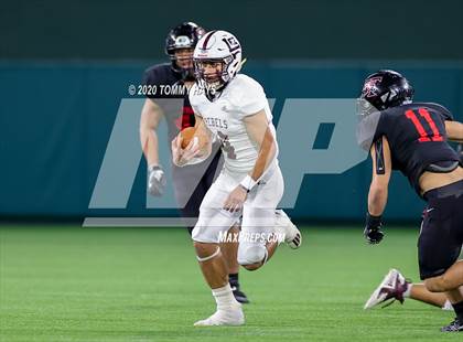 Thumbnail 2 in Midland Lee vs. Trinity (UIL Class 6A Area Playoff) photogallery.
