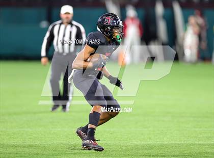 Thumbnail 1 in Midland Lee vs. Trinity (UIL Class 6A Area Playoff) photogallery.