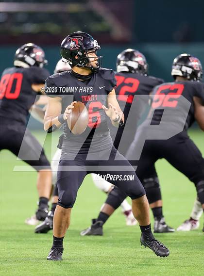 Thumbnail 1 in Midland Lee vs. Trinity (UIL Class 6A Area Playoff) photogallery.