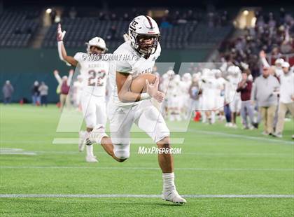 Thumbnail 1 in Midland Lee vs. Trinity (UIL Class 6A Area Playoff) photogallery.