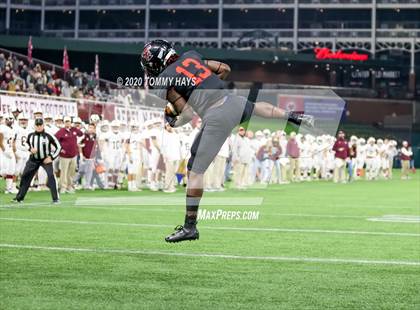 Thumbnail 2 in Midland Lee vs. Trinity (UIL Class 6A Area Playoff) photogallery.