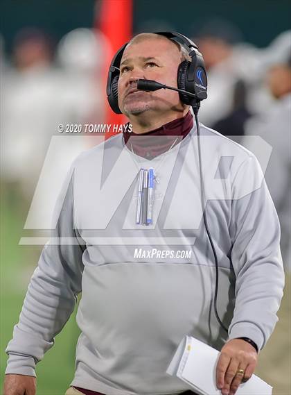 Thumbnail 1 in Midland Lee vs. Trinity (UIL Class 6A Area Playoff) photogallery.