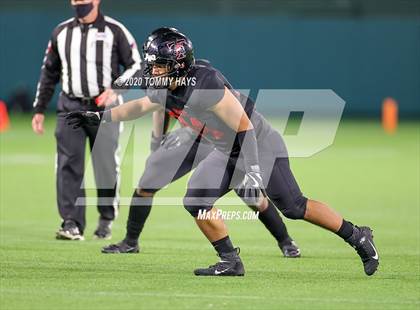 Thumbnail 3 in Midland Lee vs. Trinity (UIL Class 6A Area Playoff) photogallery.