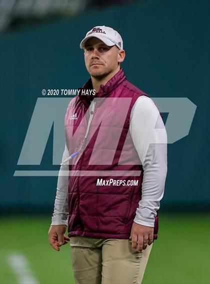 Thumbnail 1 in Midland Lee vs. Trinity (UIL Class 6A Area Playoff) photogallery.