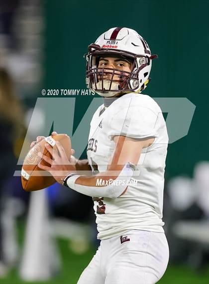 Thumbnail 2 in Midland Lee vs. Trinity (UIL Class 6A Area Playoff) photogallery.