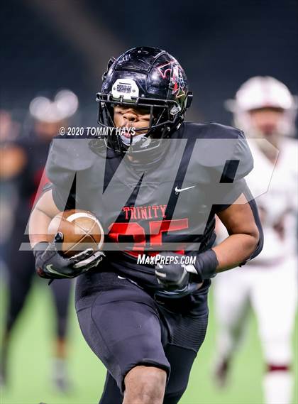 Thumbnail 1 in Midland Lee vs. Trinity (UIL Class 6A Area Playoff) photogallery.