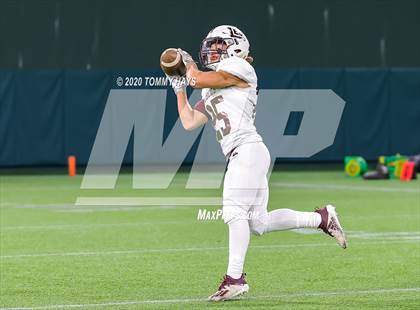 Thumbnail 1 in Midland Lee vs. Trinity (UIL Class 6A Area Playoff) photogallery.