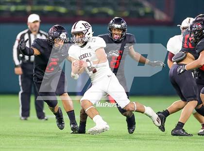 Thumbnail 2 in Midland Lee vs. Trinity (UIL Class 6A Area Playoff) photogallery.