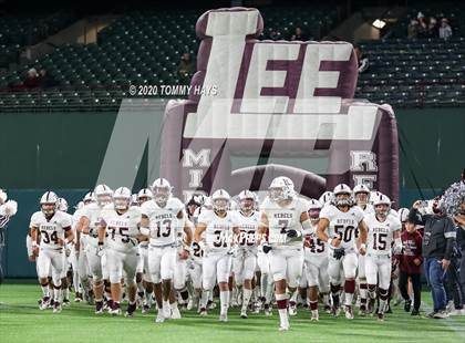 Thumbnail 1 in Midland Lee vs. Trinity (UIL Class 6A Area Playoff) photogallery.