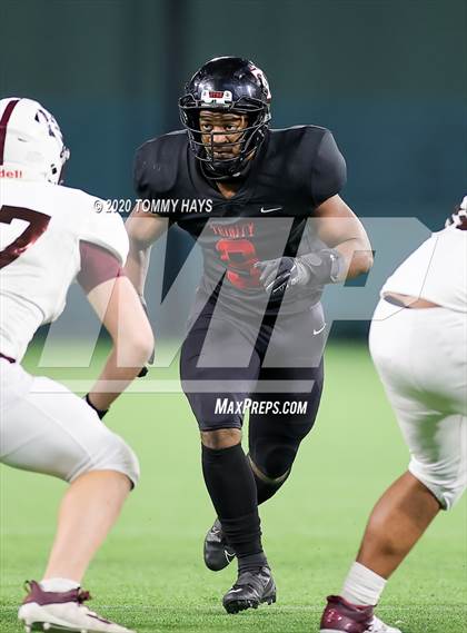 Thumbnail 3 in Midland Lee vs. Trinity (UIL Class 6A Area Playoff) photogallery.