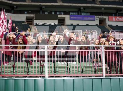 Thumbnail 1 in Midland Lee vs. Trinity (UIL Class 6A Area Playoff) photogallery.