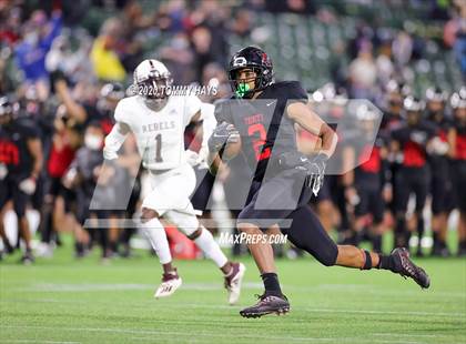 Thumbnail 3 in Midland Lee vs. Trinity (UIL Class 6A Area Playoff) photogallery.