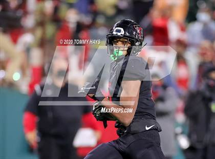 Thumbnail 1 in Midland Lee vs. Trinity (UIL Class 6A Area Playoff) photogallery.