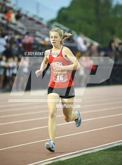 Thumbnail 3 in Lafayette Jefferson (IHSAA Regional) photogallery.