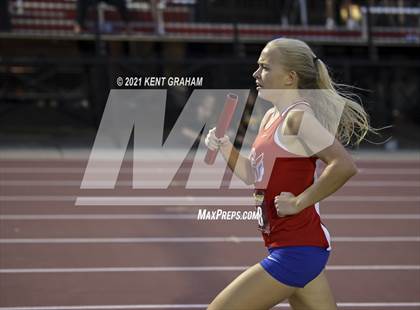 Thumbnail 2 in Lafayette Jefferson (IHSAA Regional) photogallery.