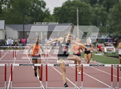 Thumbnail 2 in Lafayette Jefferson (IHSAA Regional) photogallery.