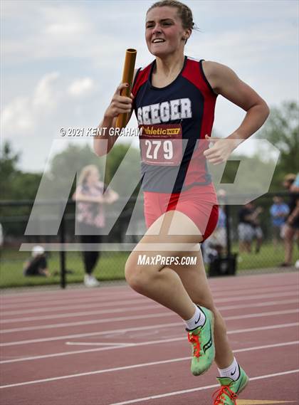 Thumbnail 3 in Lafayette Jefferson (IHSAA Regional) photogallery.