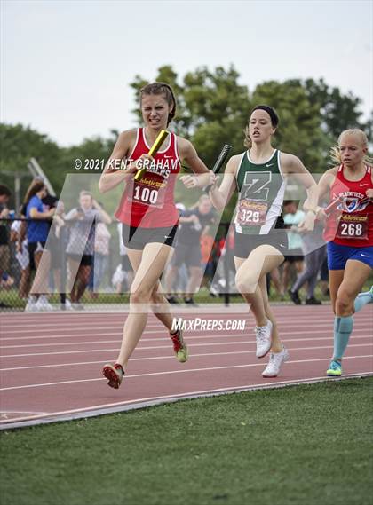 Thumbnail 1 in Lafayette Jefferson (IHSAA Regional) photogallery.