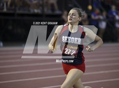 Thumbnail 2 in Lafayette Jefferson (IHSAA Regional) photogallery.
