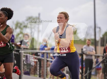 Thumbnail 1 in Lafayette Jefferson (IHSAA Regional) photogallery.