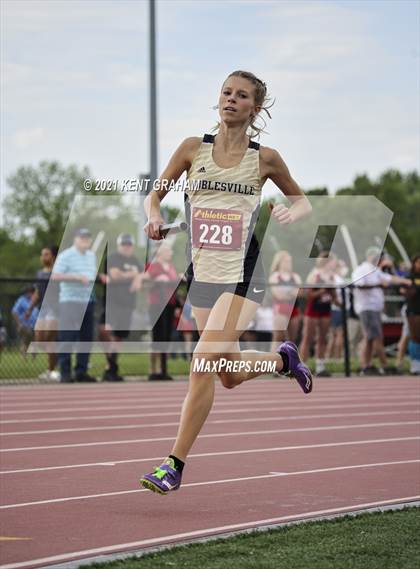 Thumbnail 2 in Lafayette Jefferson (IHSAA Regional) photogallery.