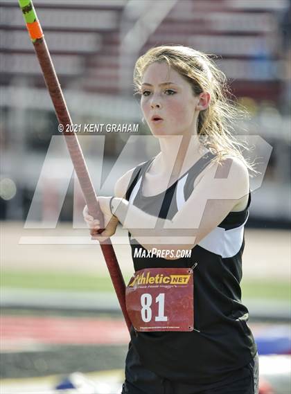 Thumbnail 2 in Lafayette Jefferson (IHSAA Regional) photogallery.